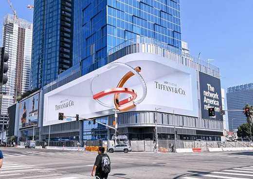 Digital out-of-home ad placement — Los Angeles